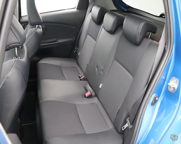 Toyota Yaris 15