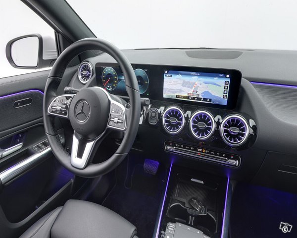 Mercedes-Benz EQA 9