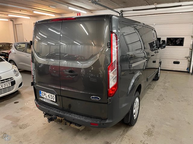 Ford Transit Custom 4