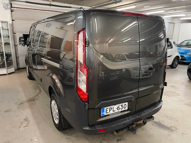 Ford Transit Custom 5