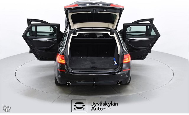 BMW 520 11