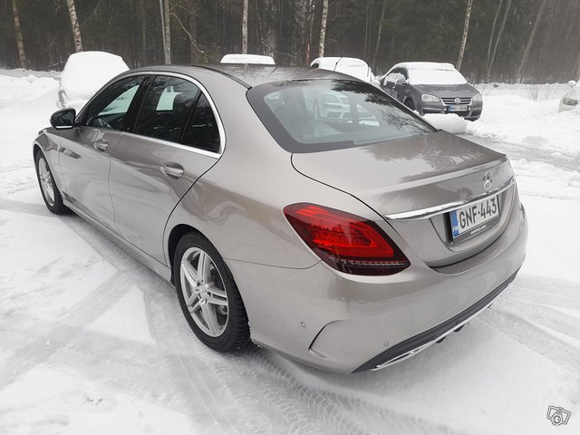 Mercedes-Benz C 4
