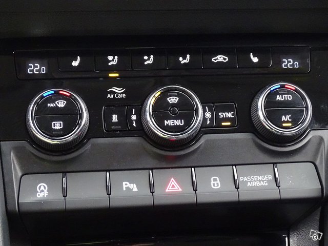 Skoda Karoq 23