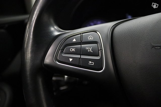 Mercedes-Benz C 14