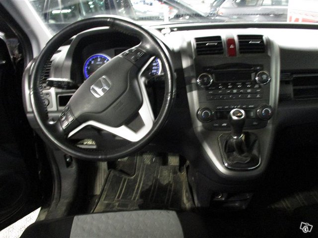 Honda CR-V 9
