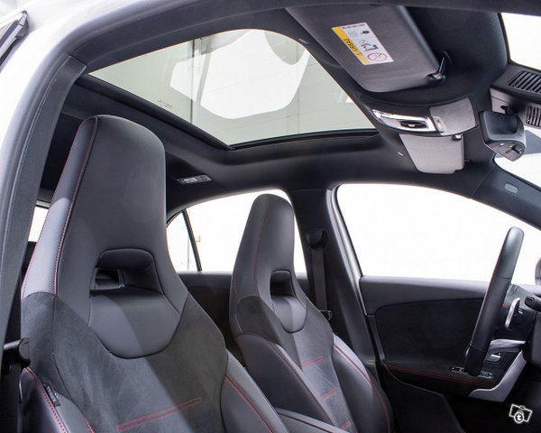 Mercedes-Benz A 12