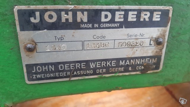 John-Deer 1640 4