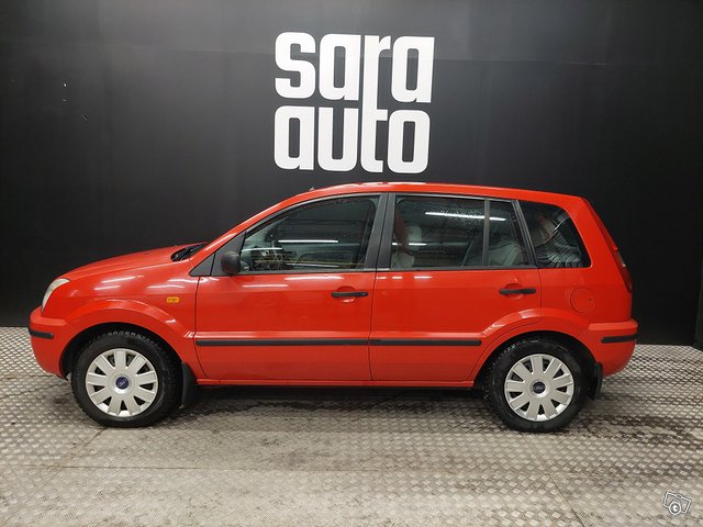 Ford Fusion 6