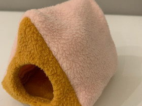 Hamsterin pesämökki, Muut eläintarvikkeet, Lemmikkieläimet, Seinäjoki, Tori.fi Hamsterin pesämökki, Muut eläintarvikkeet, Lemmikkieläimet, Seinäjoki, Tori.fi