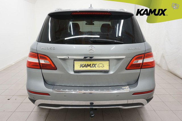 Mercedes-Benz ML 5
