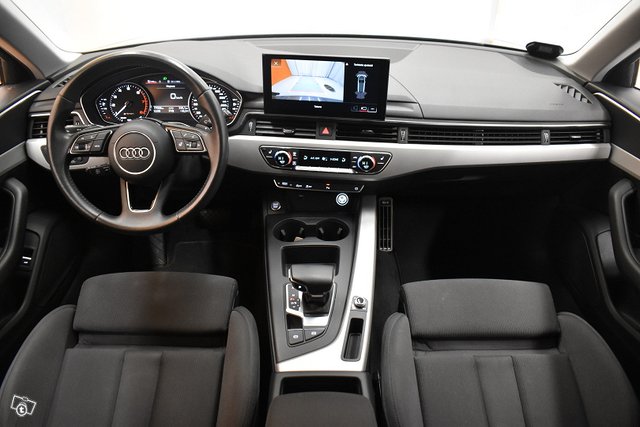 Audi A4 11