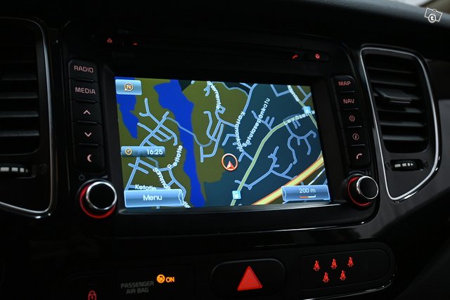 Kia Carens 21