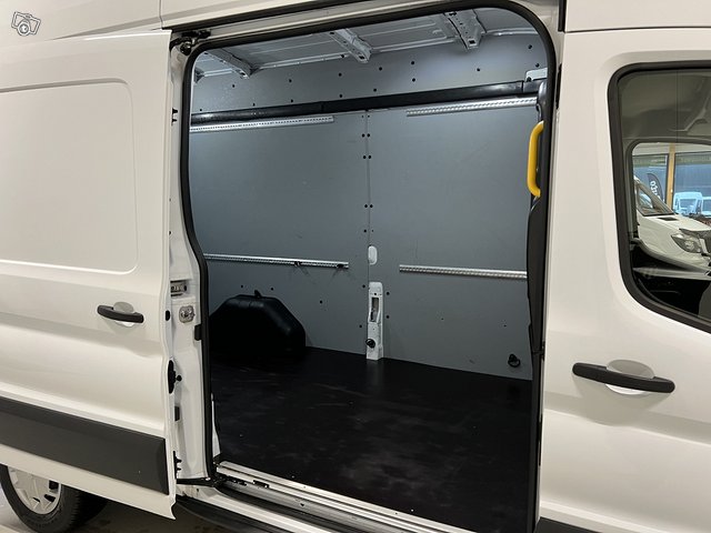 Ford Transit 10