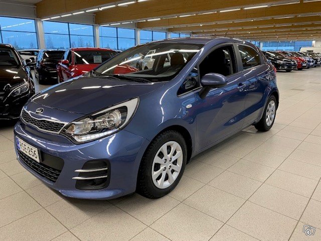 Kia Rio 7