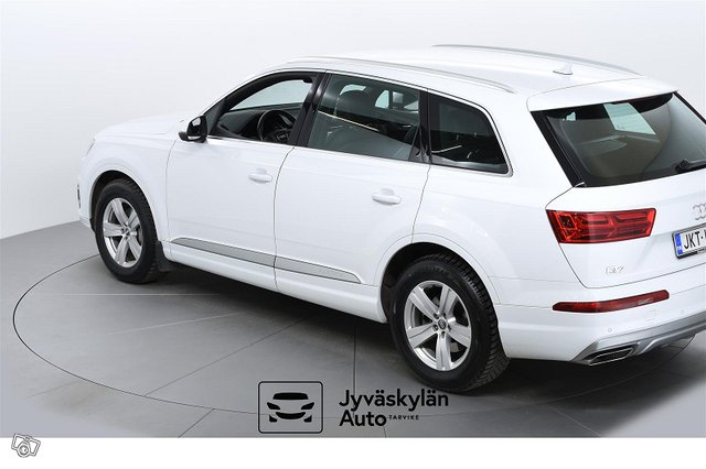 AUDI Q7 3