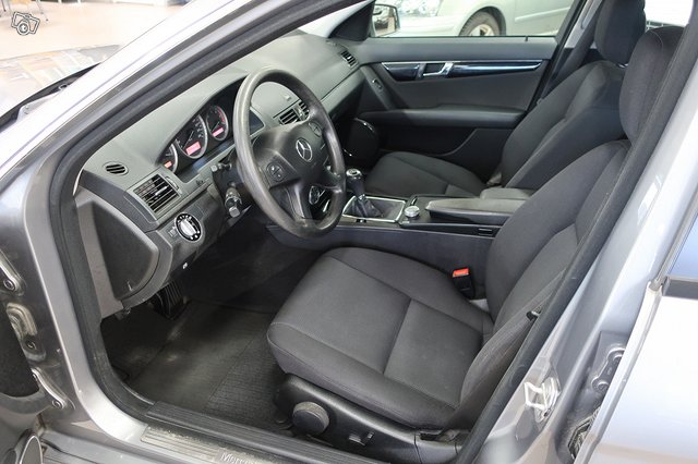 Mercedes-Benz C 5