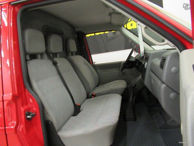 Volkswagen Transporter 13
