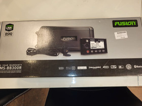 Fusion venestereo paketti, Veneen varusteet ja varaosat, Venetarvikkeet ja veneily, Kauhajoki, Tori.fi Fusion venestereo paketti, Veneen varusteet ja varaosat, Venetarvikkeet ja veneily, Kauhajoki, Tori.fi
