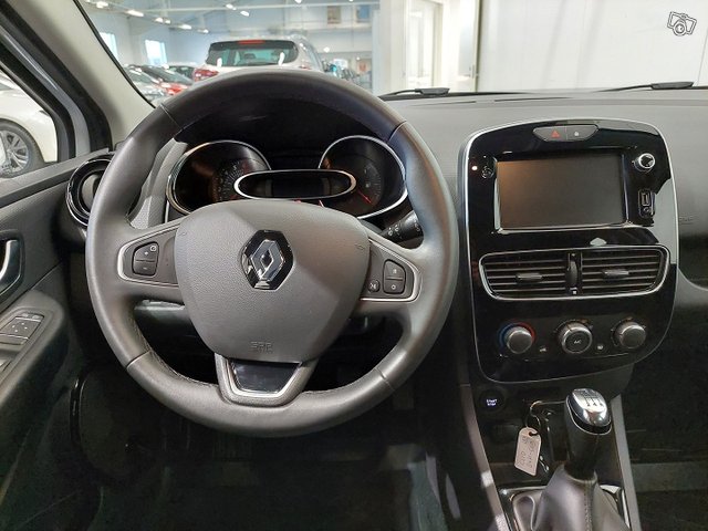 Renault Clio 18