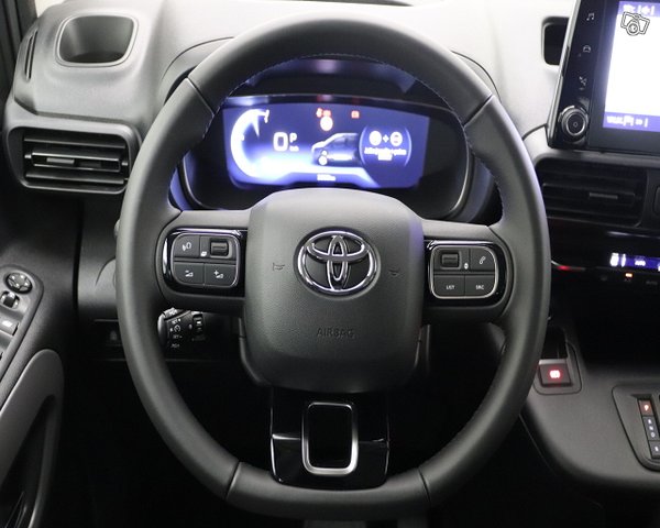 Toyota Proace CITY Verso EV 12