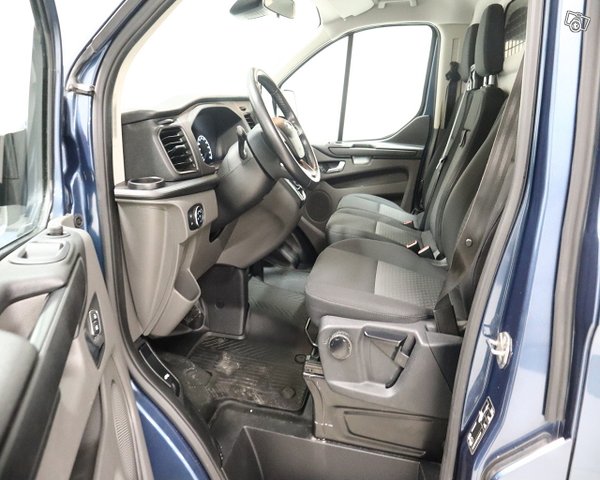 Ford Transit Custom 9