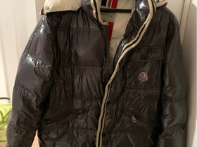 Moncler-untuvatakki XXL, Vaatteet ja kengät, Helsinki, Tori.fi Moncler-untuvatakki XXL, Vaatteet ja kengät, Helsinki, Tori.fi