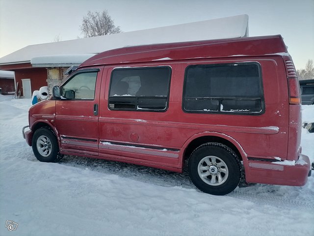 Chevrolet Van 2