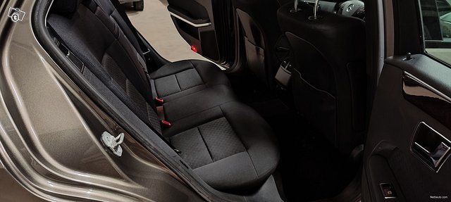 Mercedes-Benz E 11