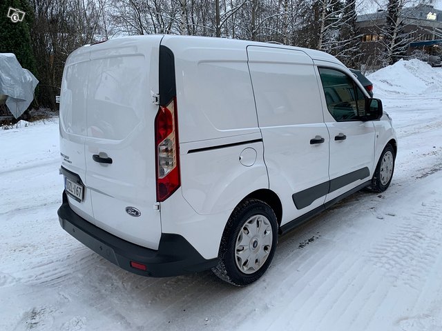 Ford Transit Connect 3