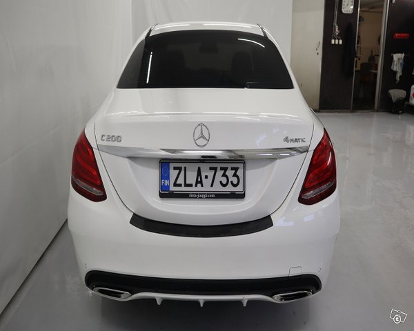 Mercedes-Benz C 6