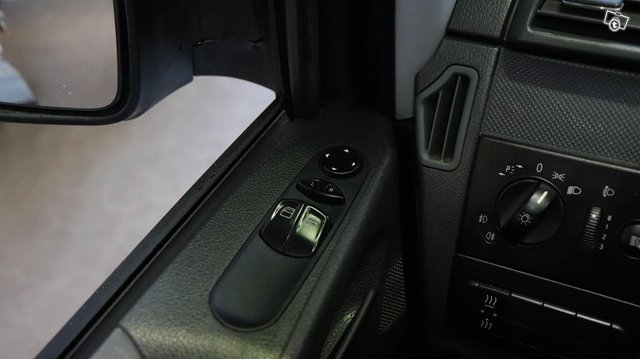 Mercedes-Benz Vito 15