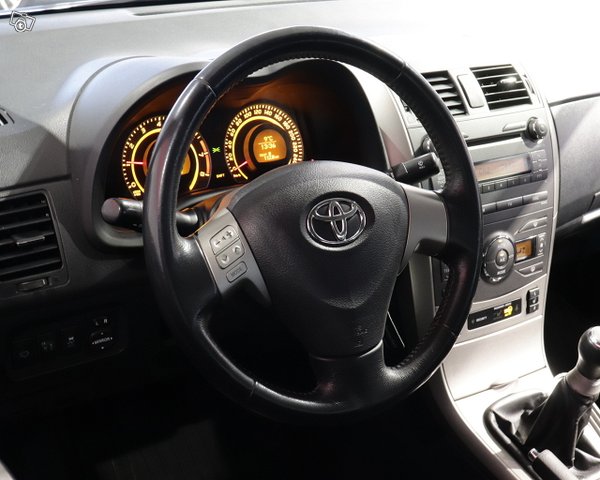 Toyota Corolla 7