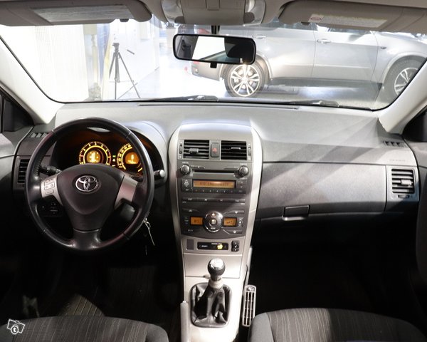 Toyota Corolla 14