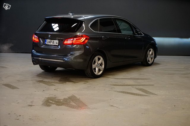 BMW 225XE IPERFORMANCE 5