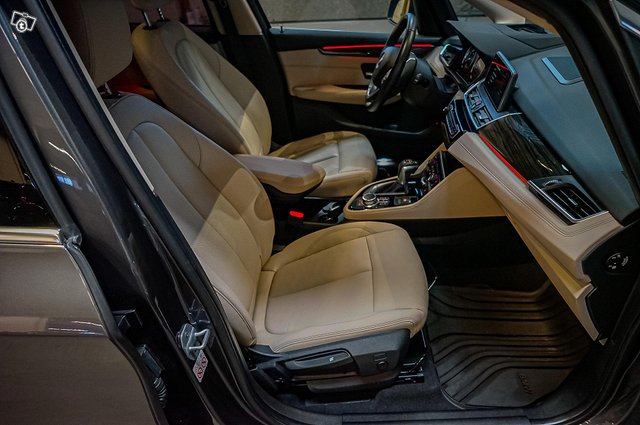 BMW 225XE IPERFORMANCE 14