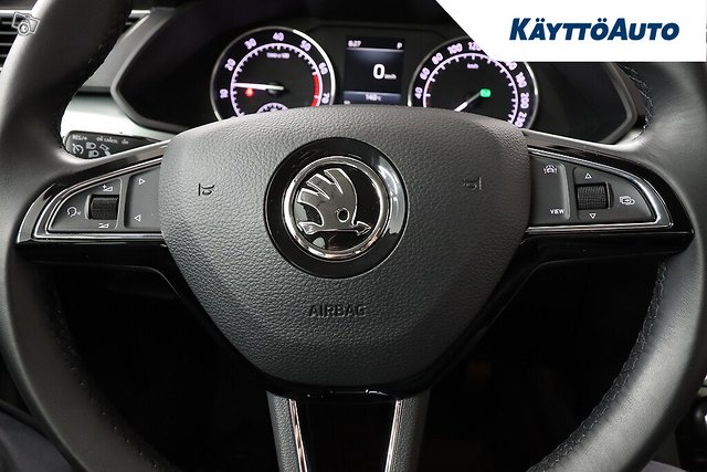 SKODA Superb 11