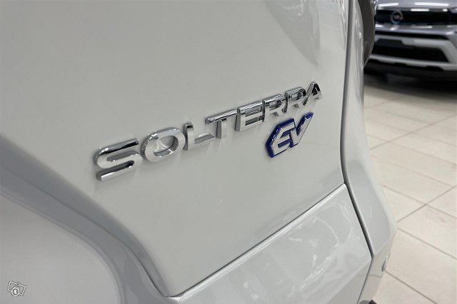 Subaru Solterra 12