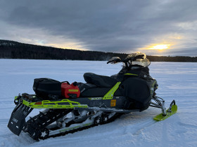 Moottorikelkka Lynx Xterrain RE 900ace turbo, Moottorikelkat, Moto, Sotkamo, Tori.fi Moottorikelkka Lynx Xterrain RE 900ace turbo, Moottorikelkat, Moto, Sotkamo, Tori.fi