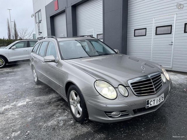 Mercedes-Benz E 4