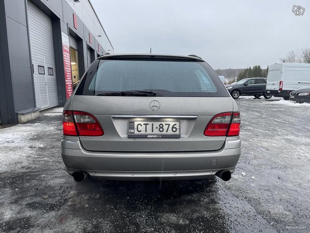 Mercedes-Benz E 5