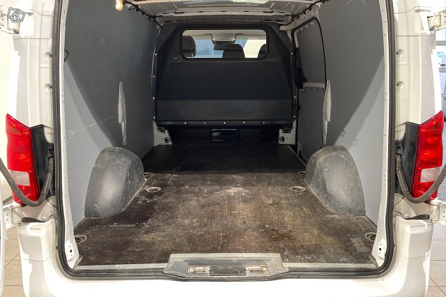 MERCEDES-BENZ VITO 10