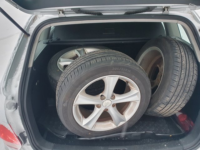 Volkswagen Golf 11