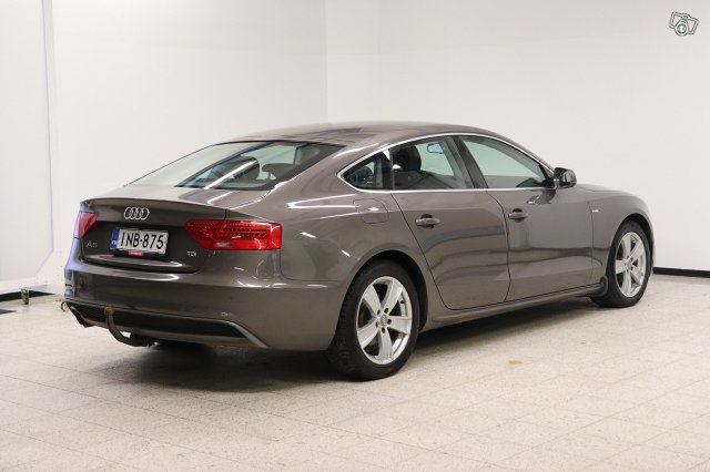 Audi A5 5