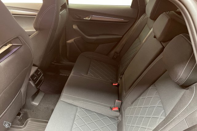 Skoda Karoq 9