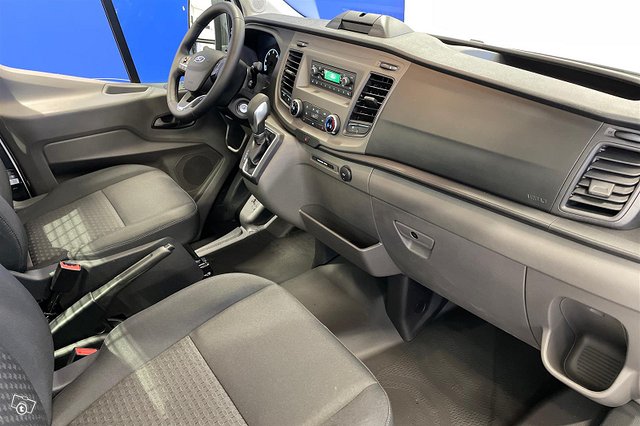 Ford Transit 13