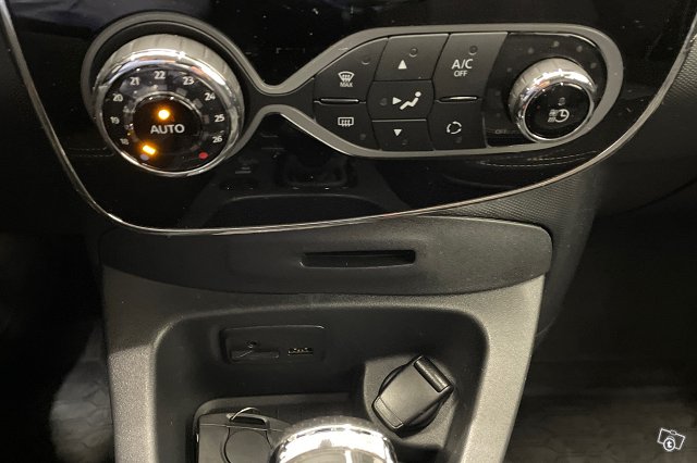 Renault Zoe 18