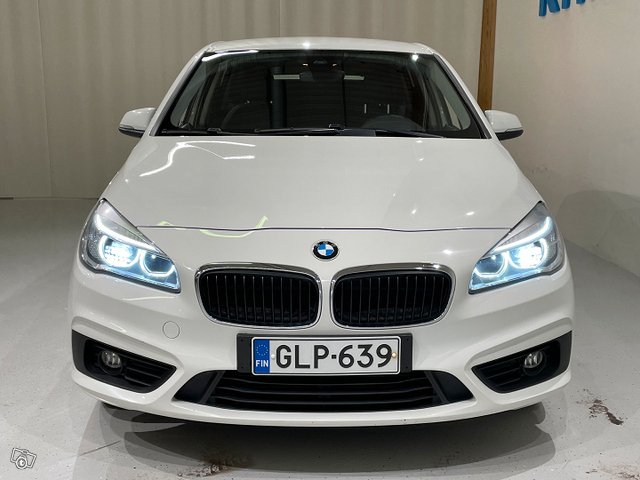 BMW 216 7
