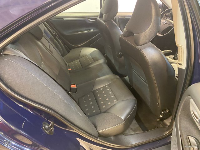 Volvo S60 6