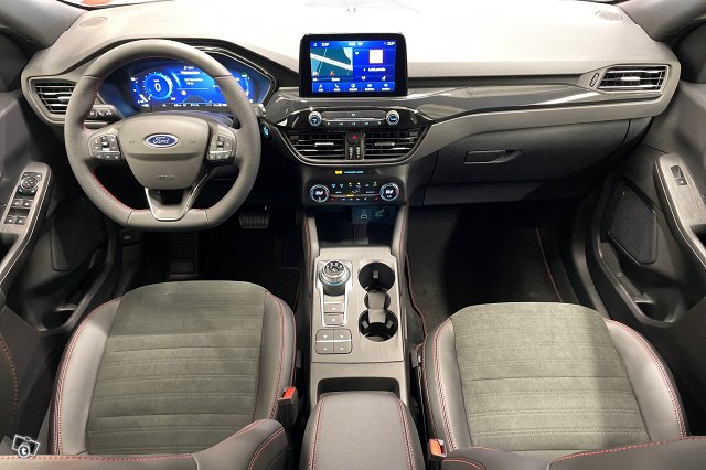 FORD Kuga 7