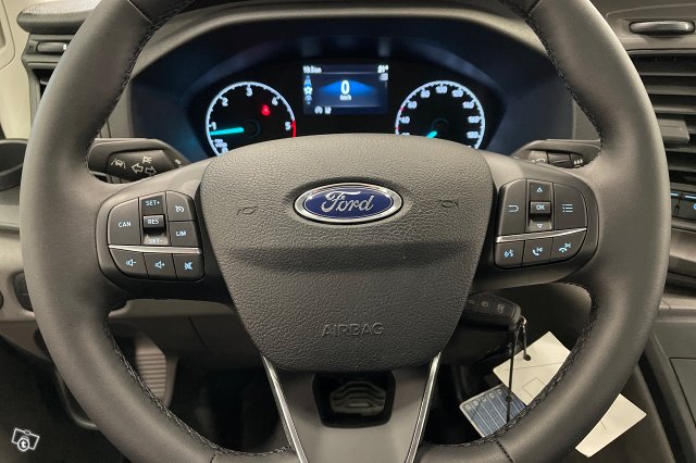 Ford Transit 16